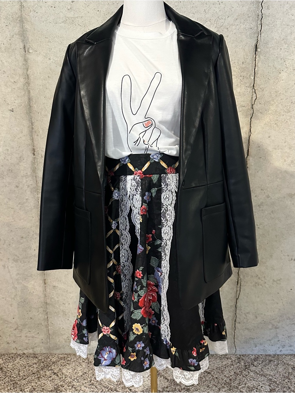 Vintage 90s Floral Lace Midi Skirt Made in USA High Waist Cottagecore Size Small